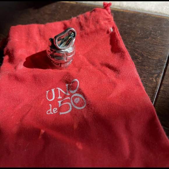 UNO de 50 Eye Of The Crocodile Ring 5.5 Small Swarovski Elements Silver Plated - Picture 1 of 4